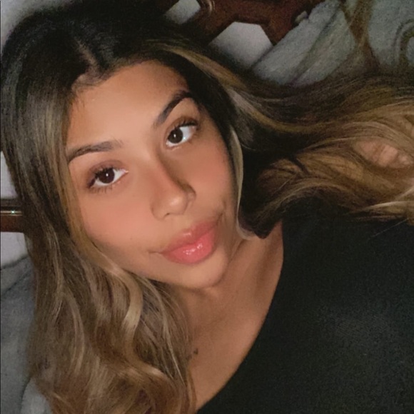 Meet your Posher, Viviviviana - Picture 2 of 4